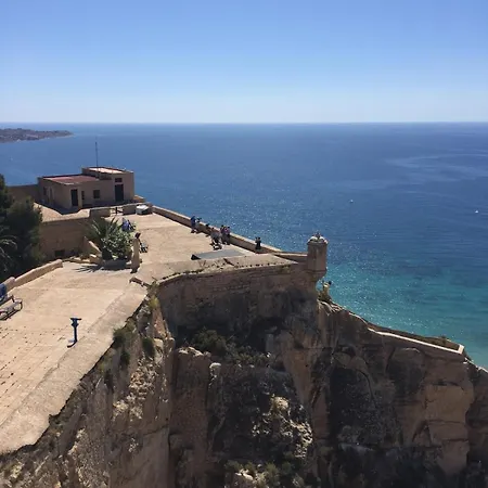 Bonalba Penthouse With Large Open Terrace * Alicante